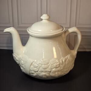Cherub Teapot Ivory Ceramic 3D Angels and Flowers Beautiful